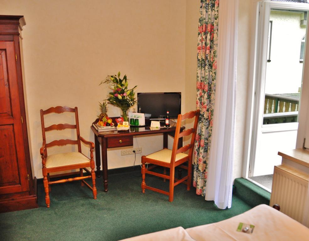 Flair-Hotel Waldfrieden Oberweißbach Extérieur photo