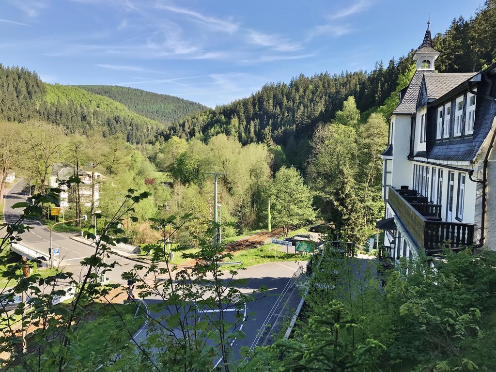 Flair-Hotel Waldfrieden Oberweißbach Extérieur photo